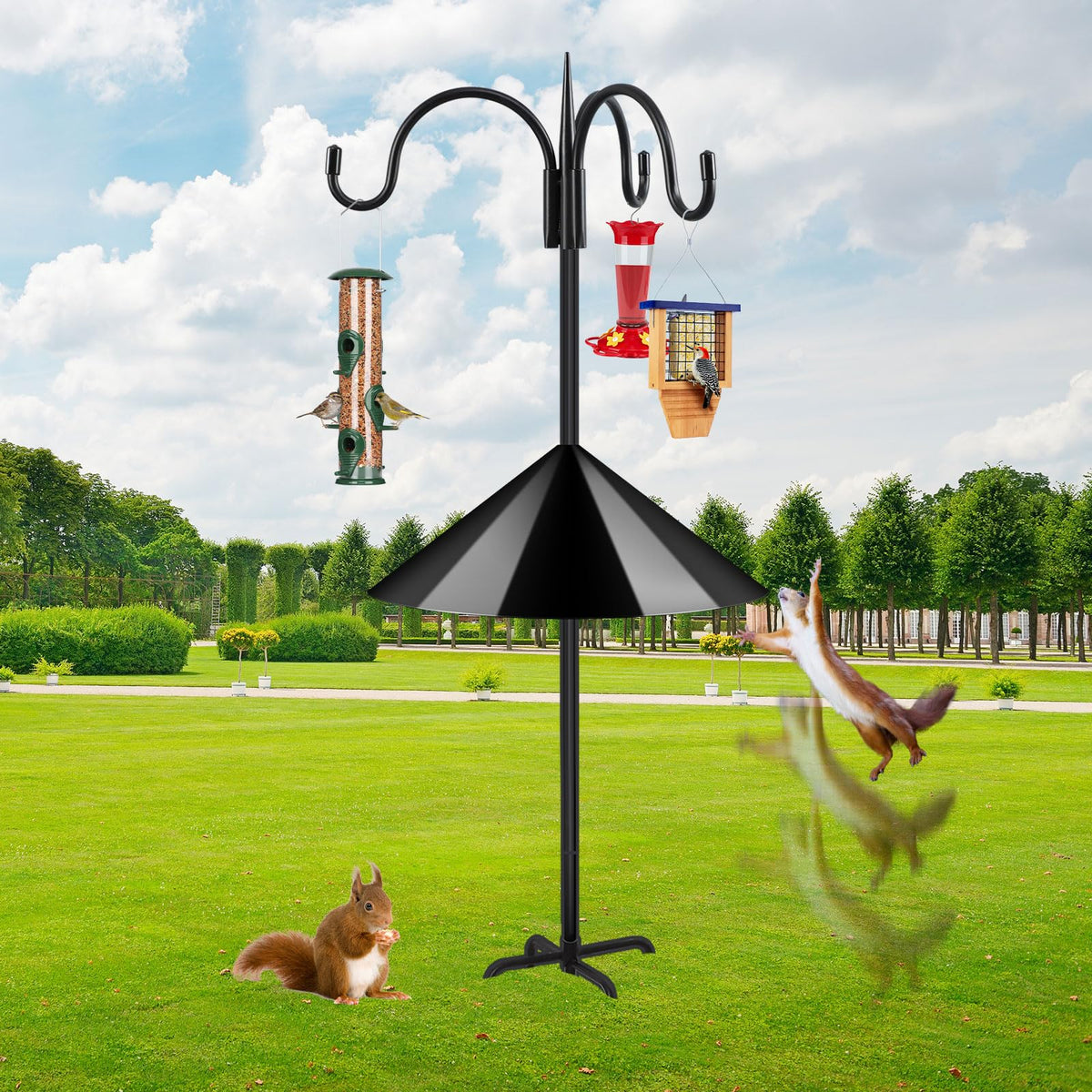 FEED GARDEN 92 squirrel-proof pole with 19-inch baffle protecting bird feeders.