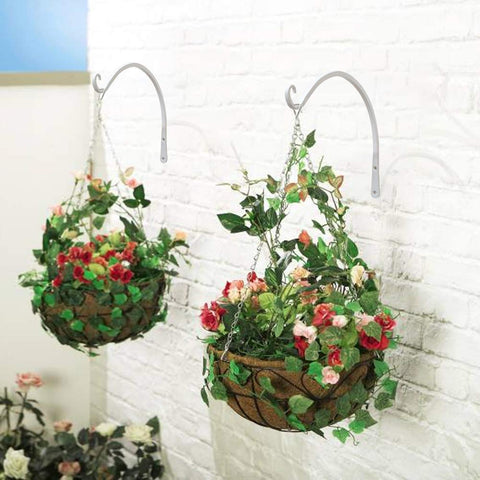 FEED GARDEN 2-pack wall hooks, quick-install hardware for convenient setups.