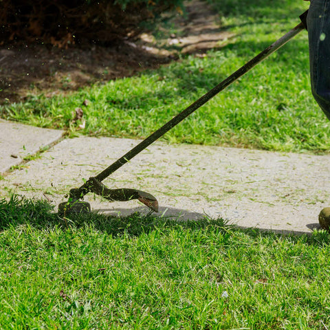 FEPITO-compatible line demonstrates light trimming of small to medium lawns