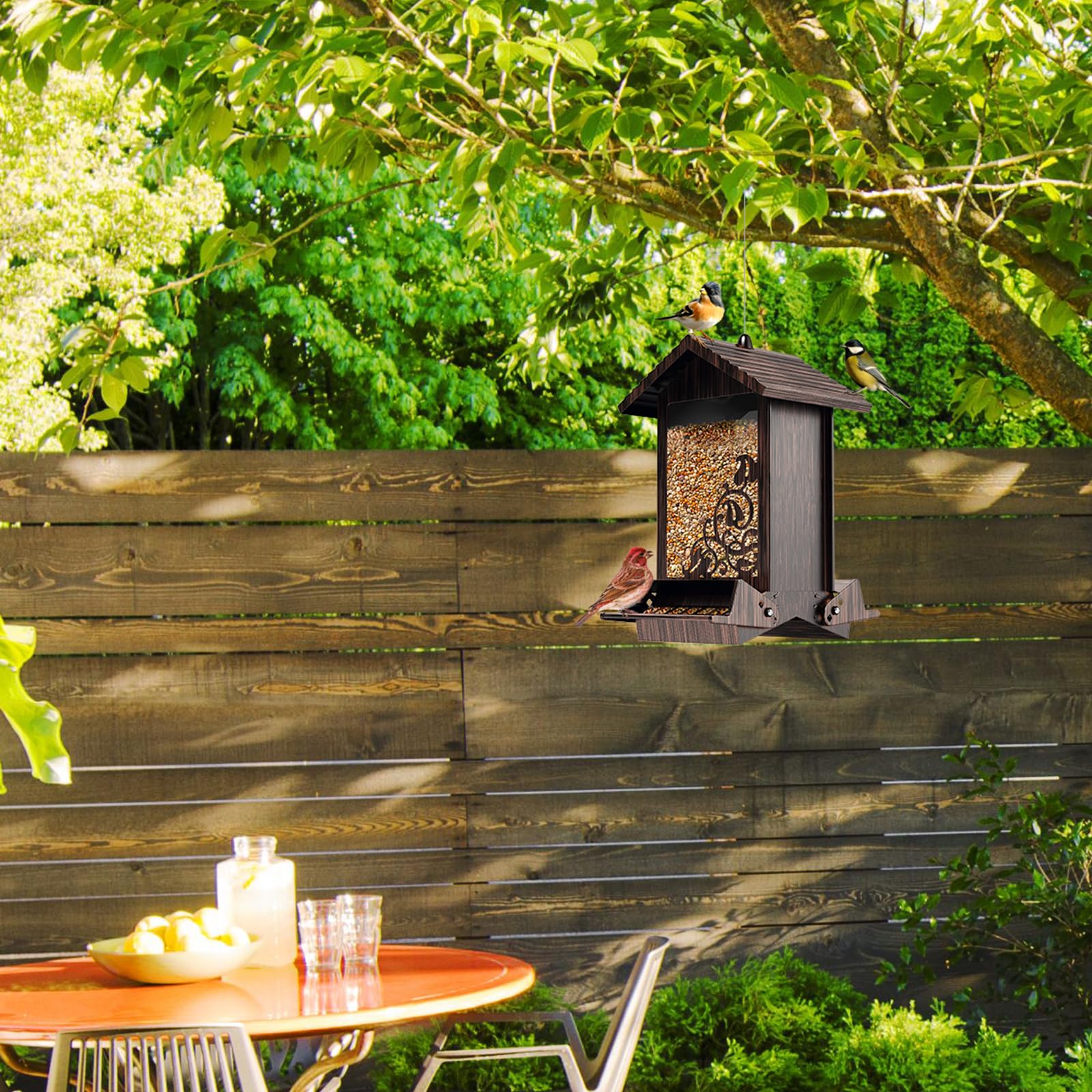 FETUSI Gift-ready wildlife feeder ideal for bird lovers.