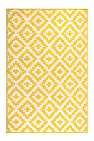 FH Home Aztec rug on patio withstands high traffic.