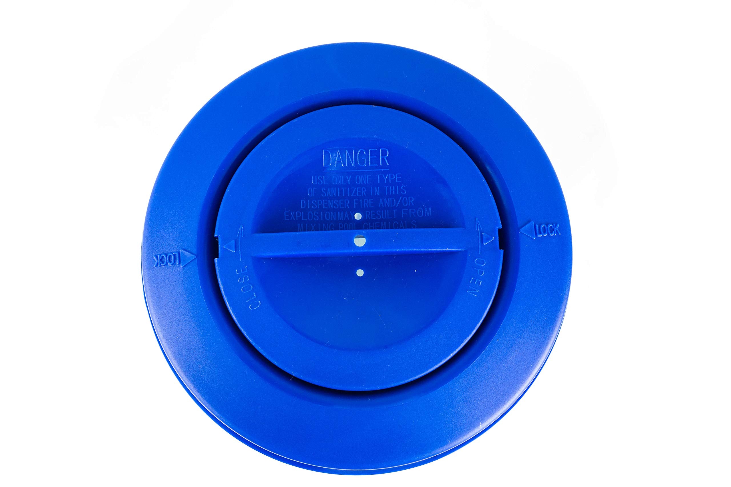 FibroPool Supersize durable UV-plastic design withstands sun and chemicals
