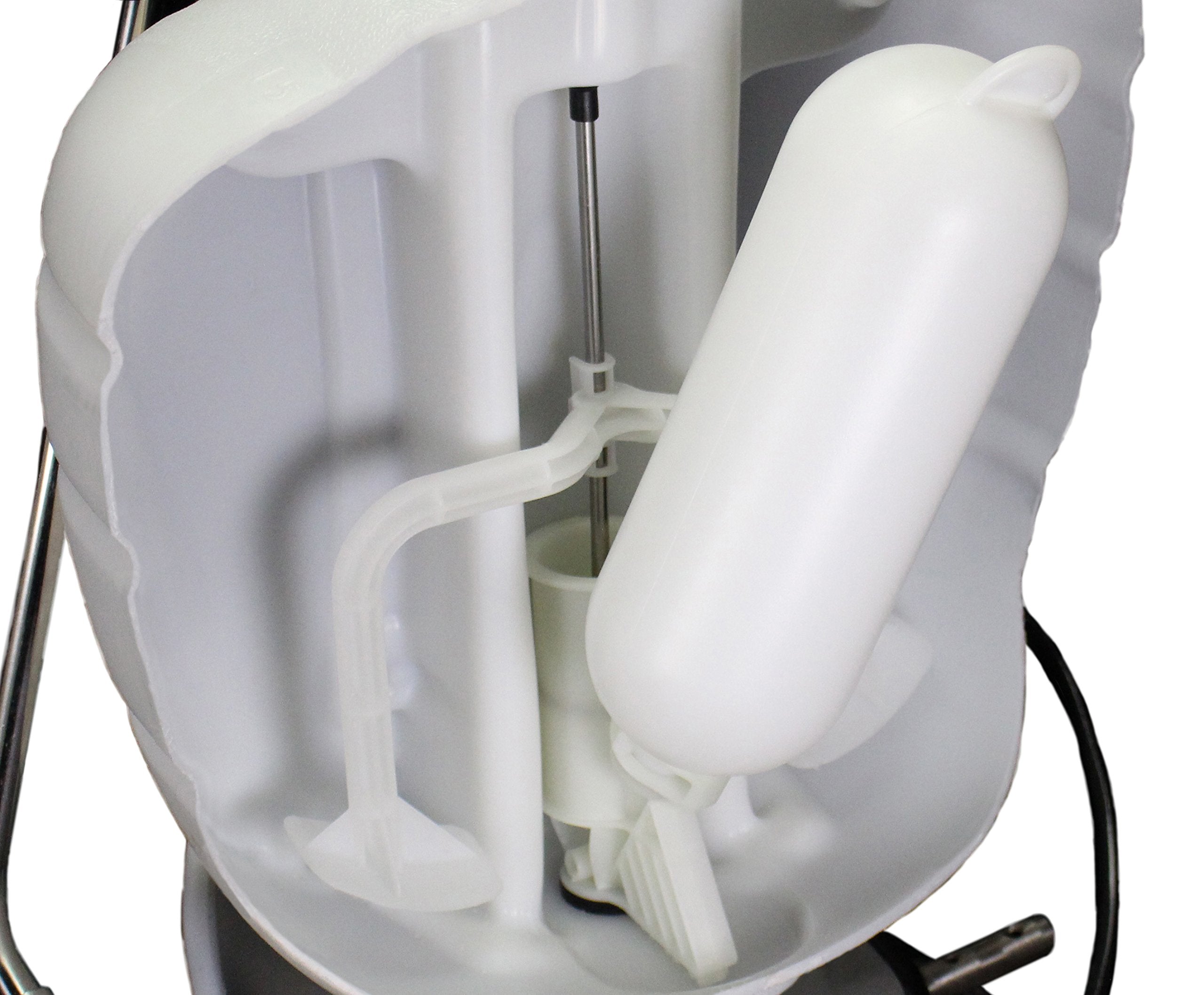 Field King 21-inch poly wand provides reach and control during applications.