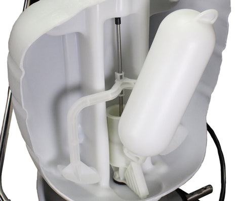 Field King 21-inch poly wand provides reach and control during applications.