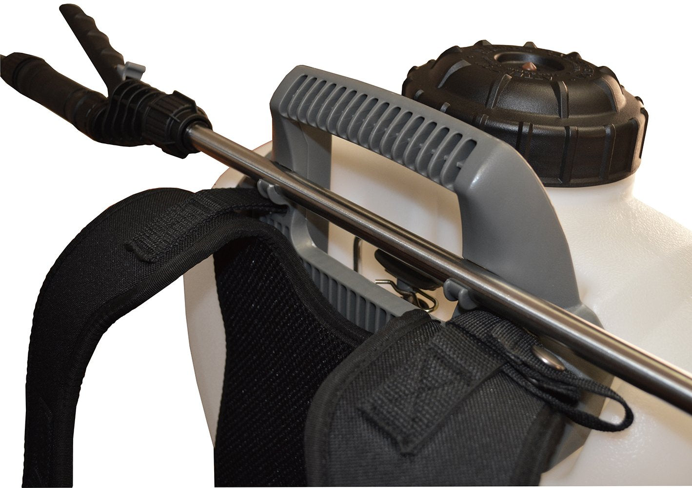 Field King Max 190348 yellow narrow-fan nozzle targets precision sprays.