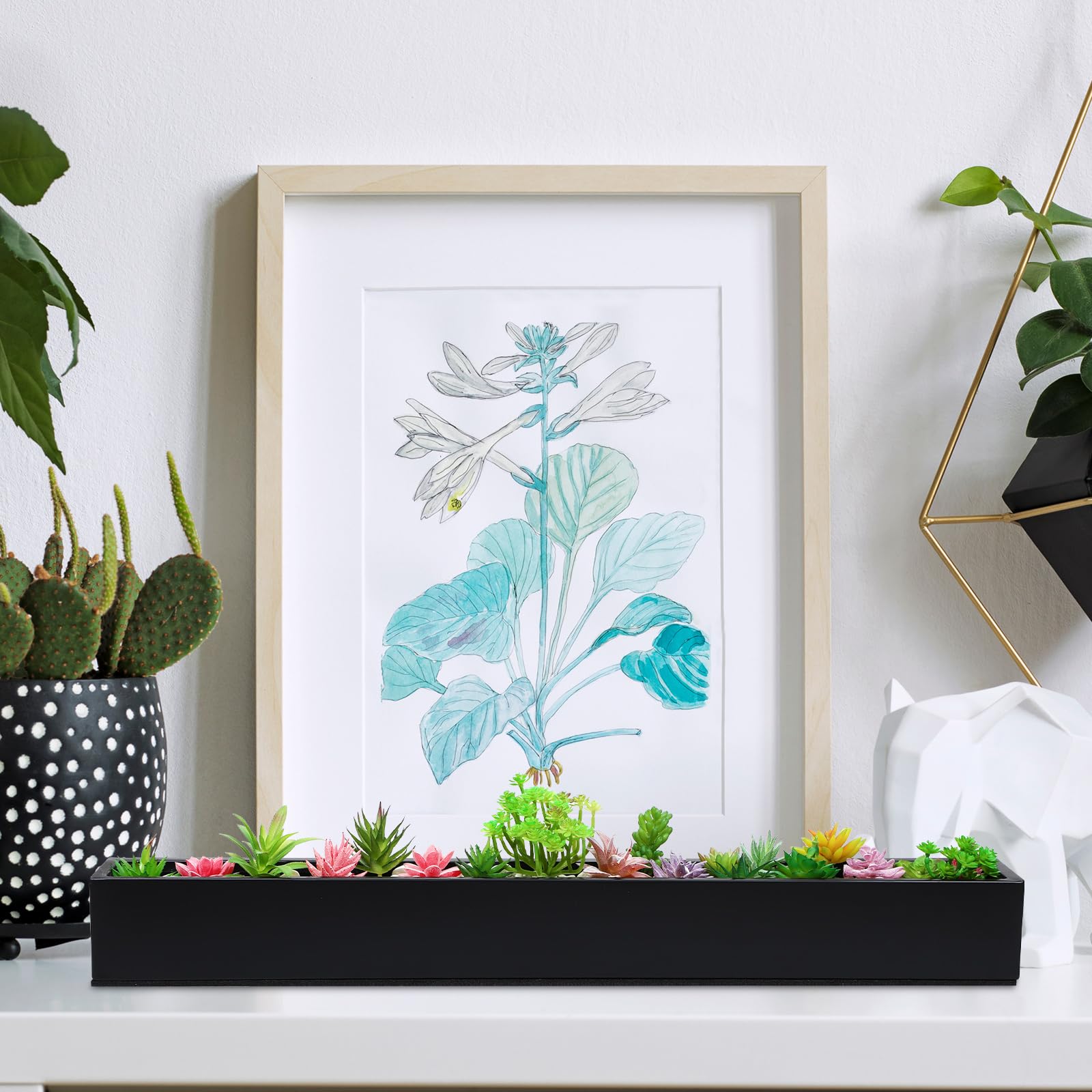 FillTouch rectangle planter box metal texture showcases durable powder-coated steel finish.