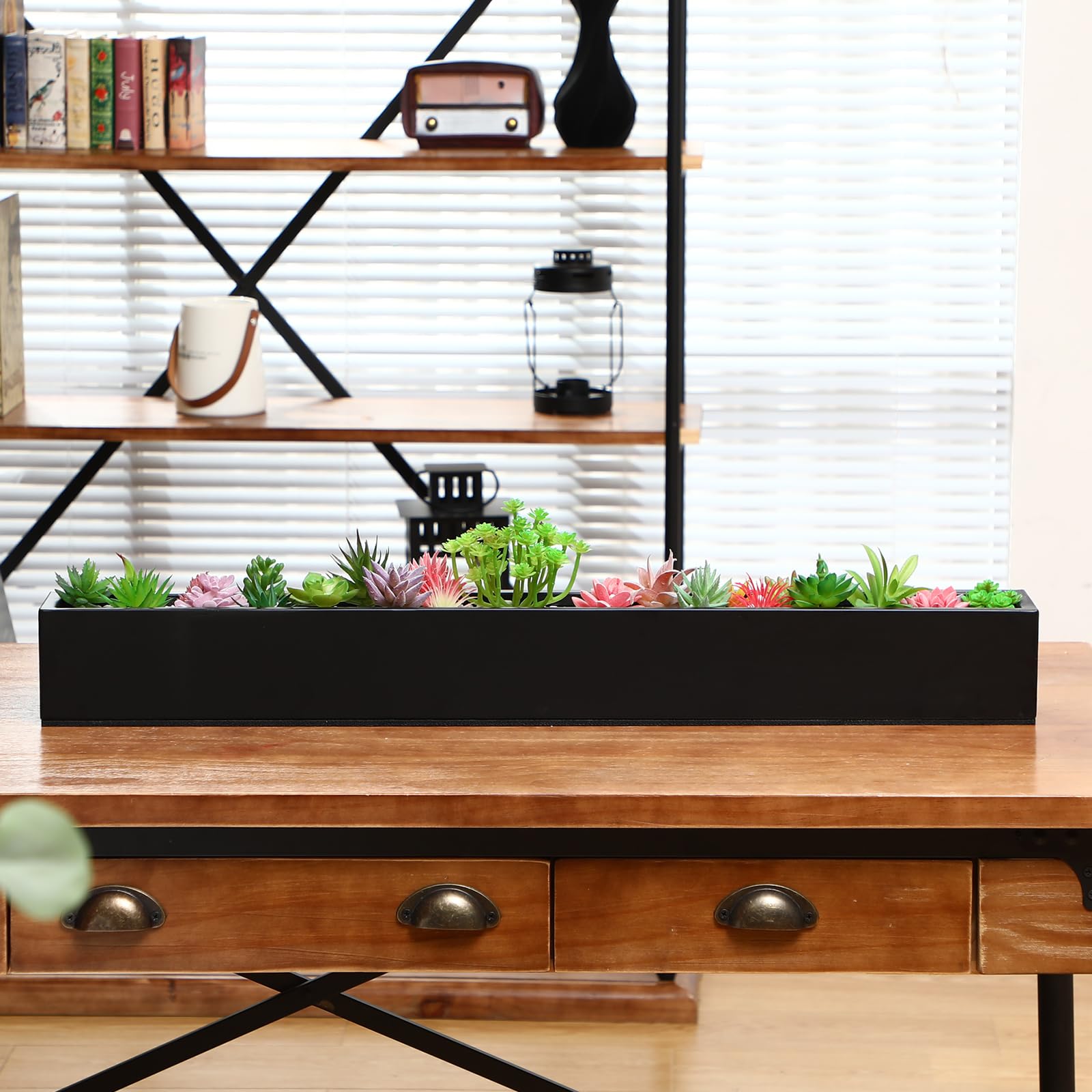 FillTouch rectangle planter box on windowsill demonstrates space-saving design.