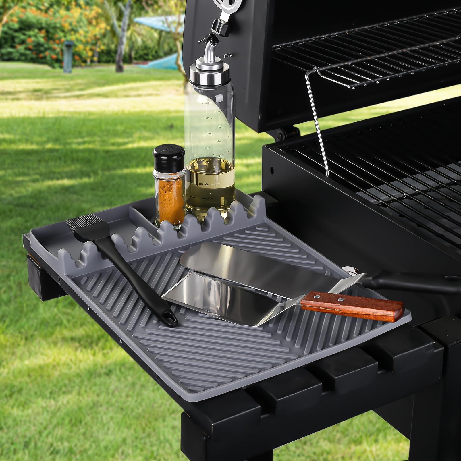 Find Law silicone mat simplifies cleanup after outdoor grilling.