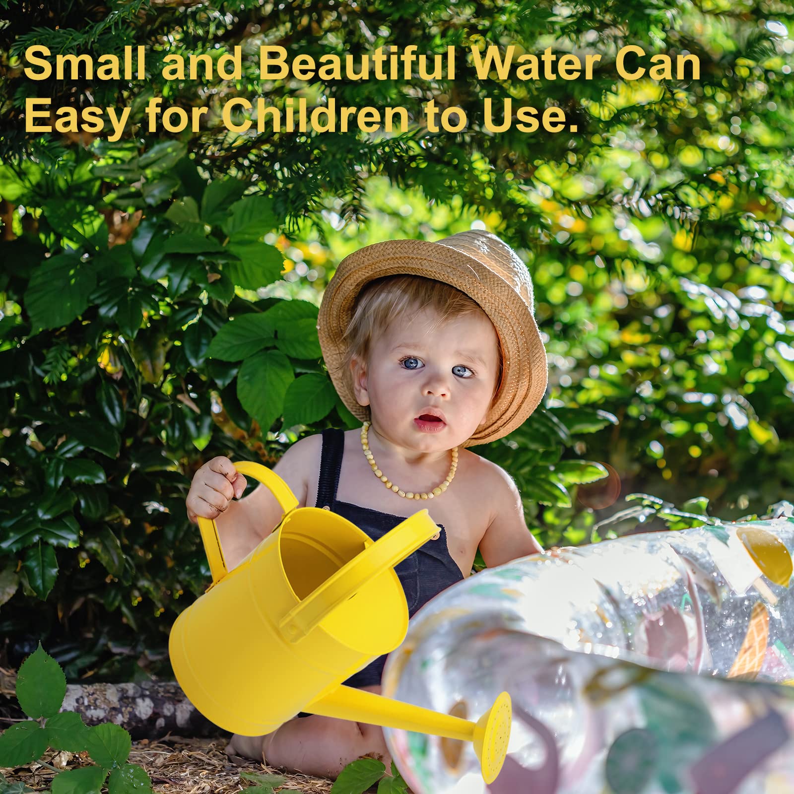 Finderomend outdoors-ready watering can evenly irrigates flowers with balanced flow.