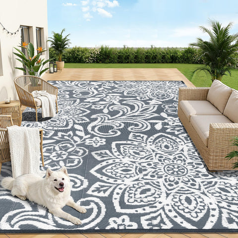 Findosom stain-resistant outdoor rug cleans easily with water or wipe