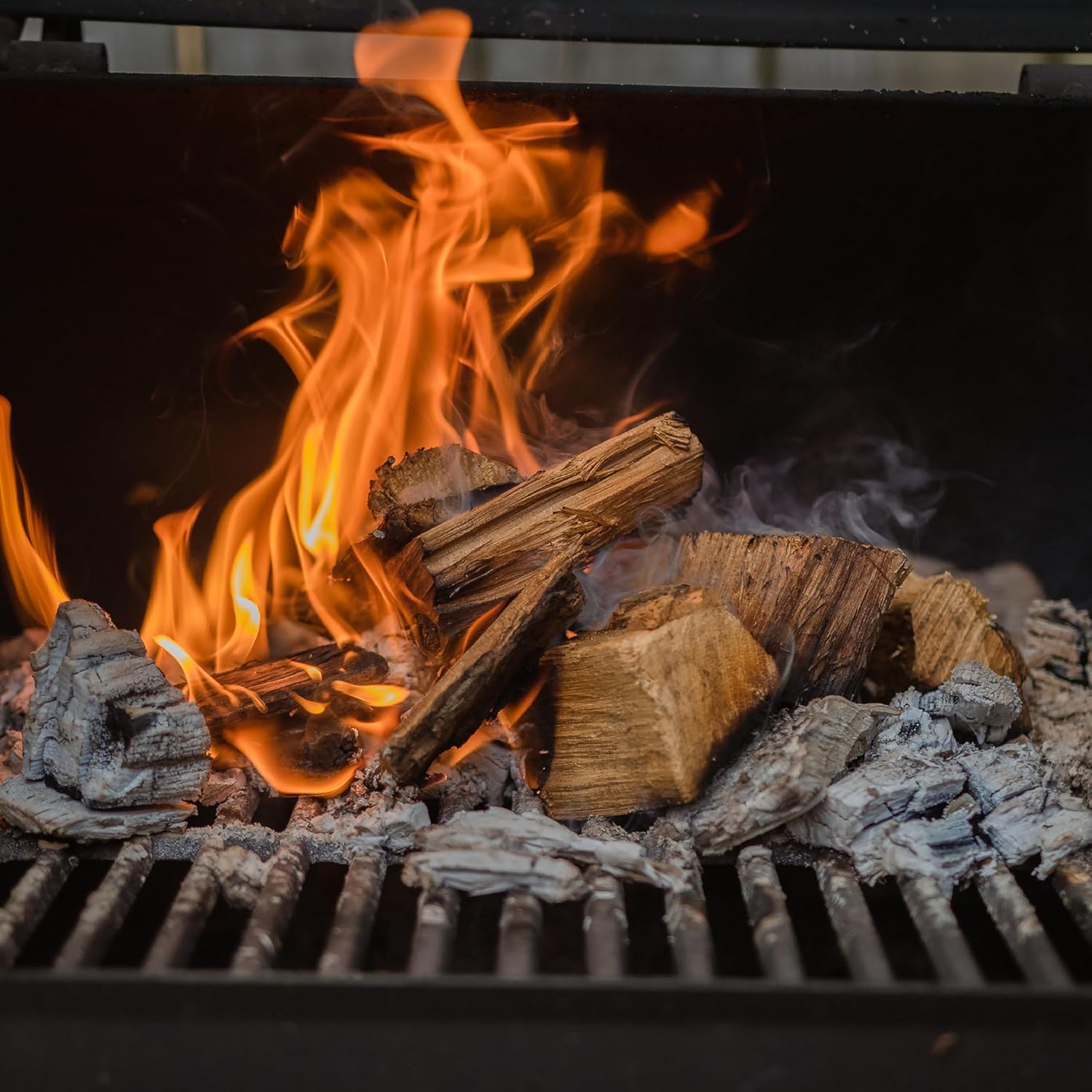 Fire & Flavor apple wood chunks add mild fruit smoke to poultry.