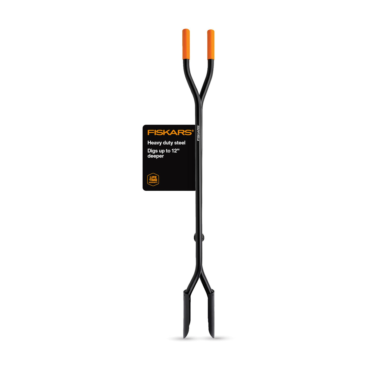 Fiskars 60 inch posthole digger blade digs deep and clean holes