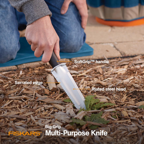 Fiskars Big Grip Garden Knife helps precise weeding with a versatile blade edge.