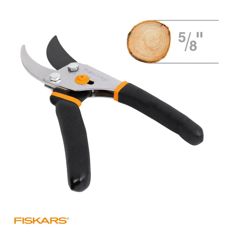 Fiskars bypass action illustrating clean cuts on delicate stems