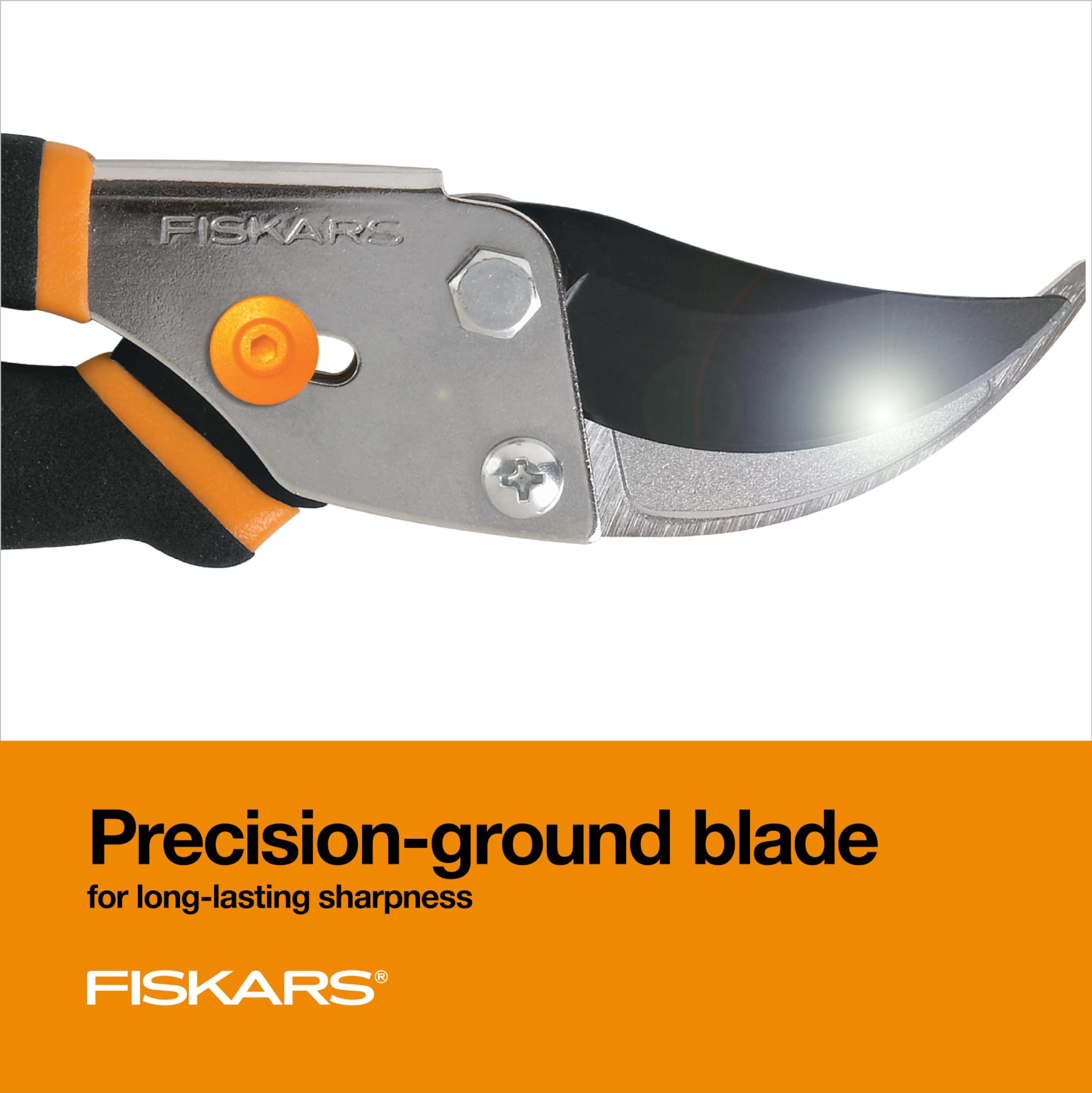 Fiskars pruning shears cut capacity for 5/8 inch branches in action