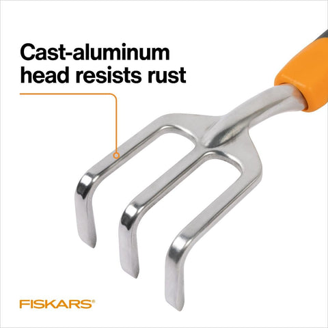 Fiskars Ergo Cultivator aluminum head resists rust for lasting use.