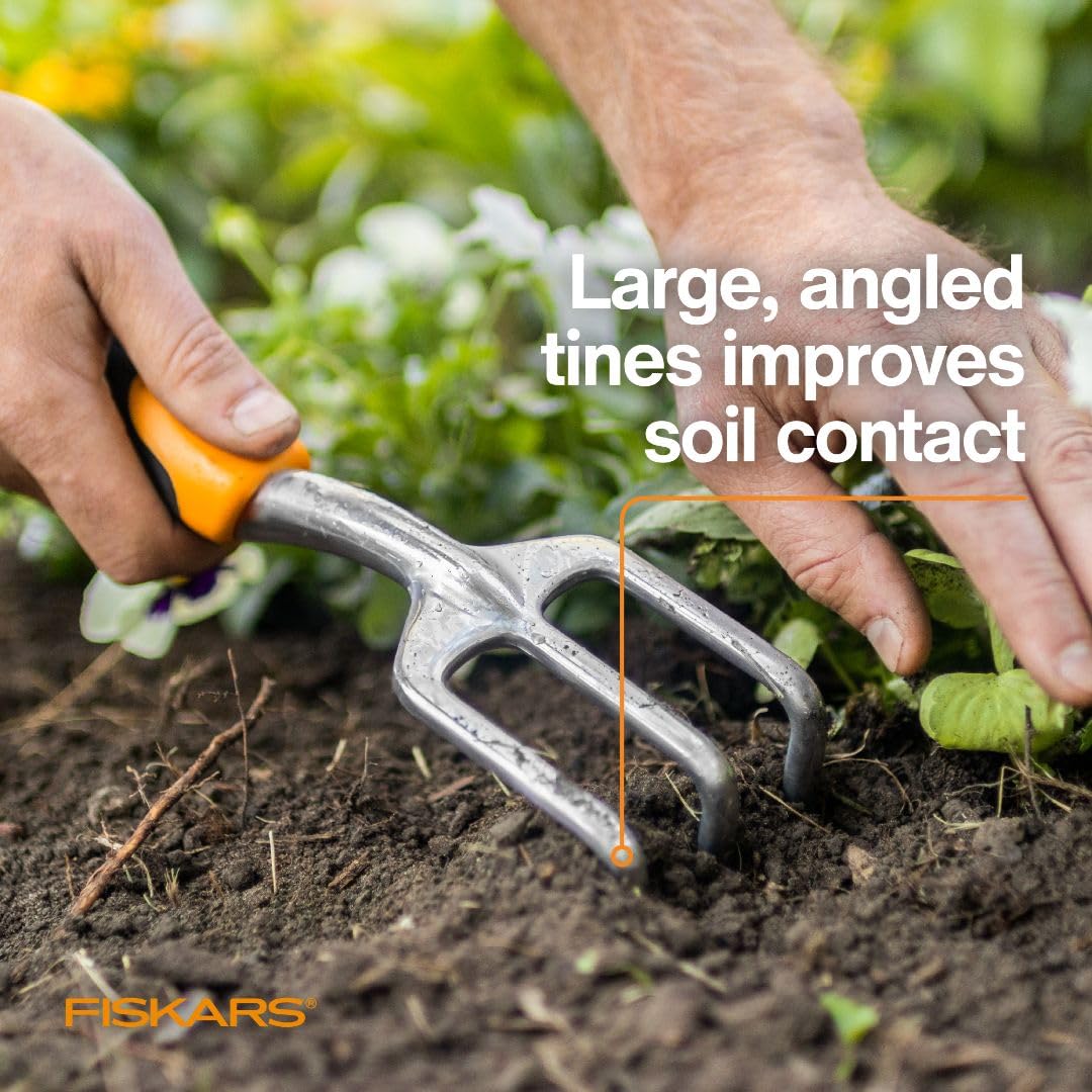 Fiskars Ergo Cultivator ergonomic handle reduces fatigue during tasks.