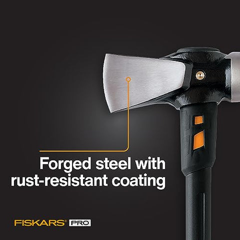 Fiskars Maul blade closeup showing sharp edge and durable steel