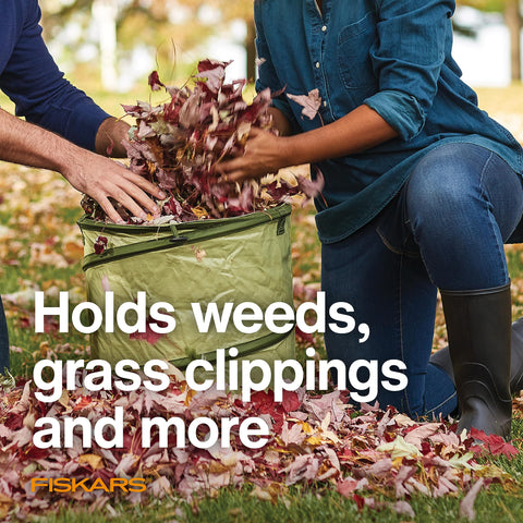 Fiskars Kangaroo internal spring pops up quickly for easy setup.