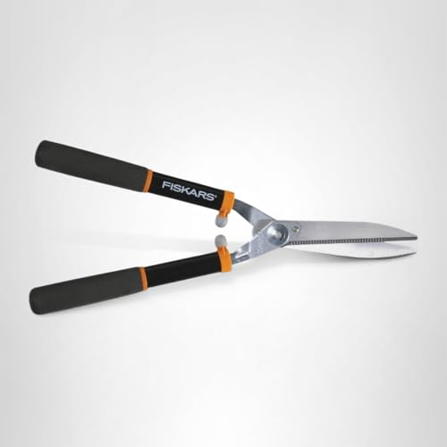 Fiskars lifetime warranty signals reliable support and durability.