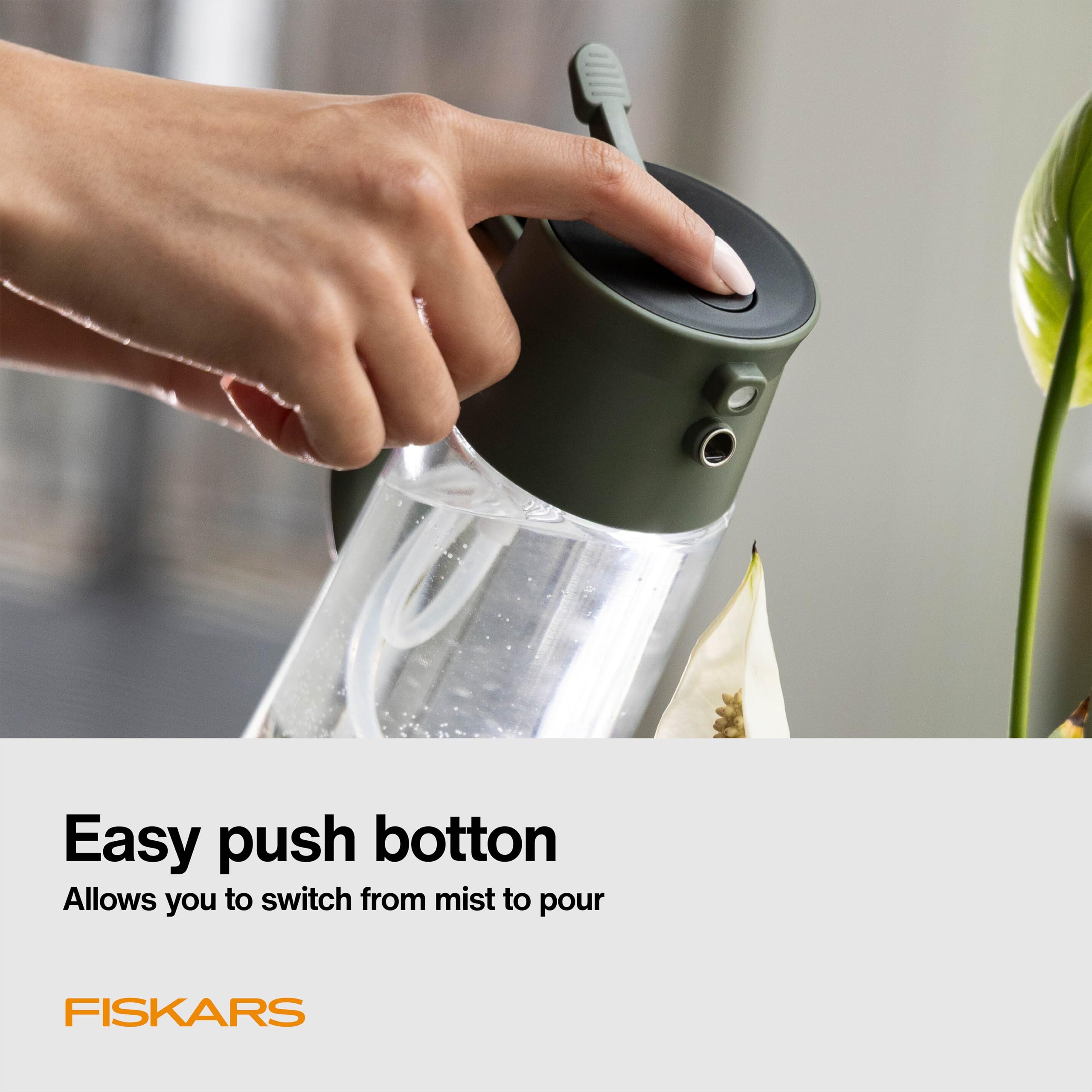 Fiskars 17 oz capacity balances refills with manageability in small spaces.