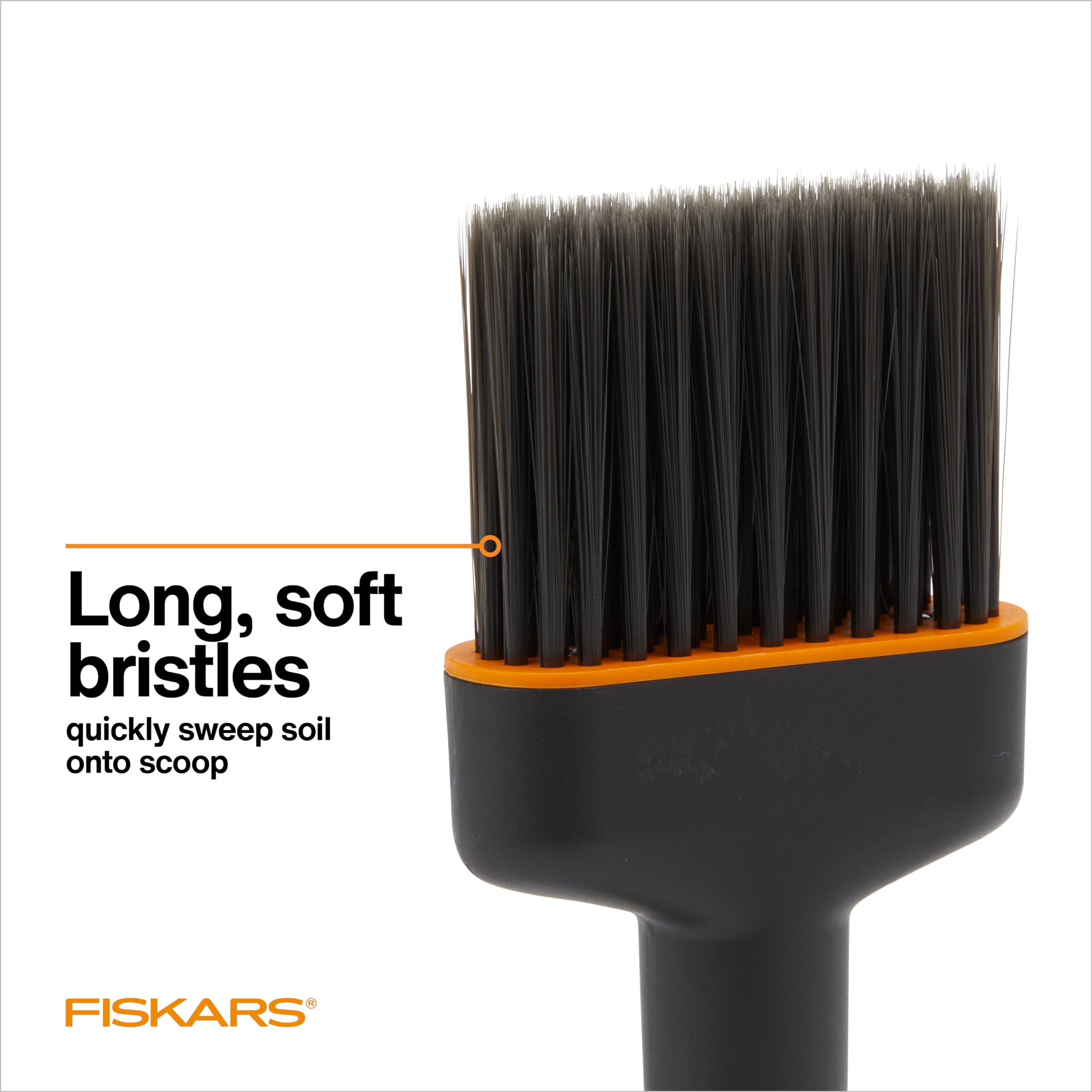 Fiskars Planting Soil Scoop & Brush Set ideal for indoor potting and transplanting