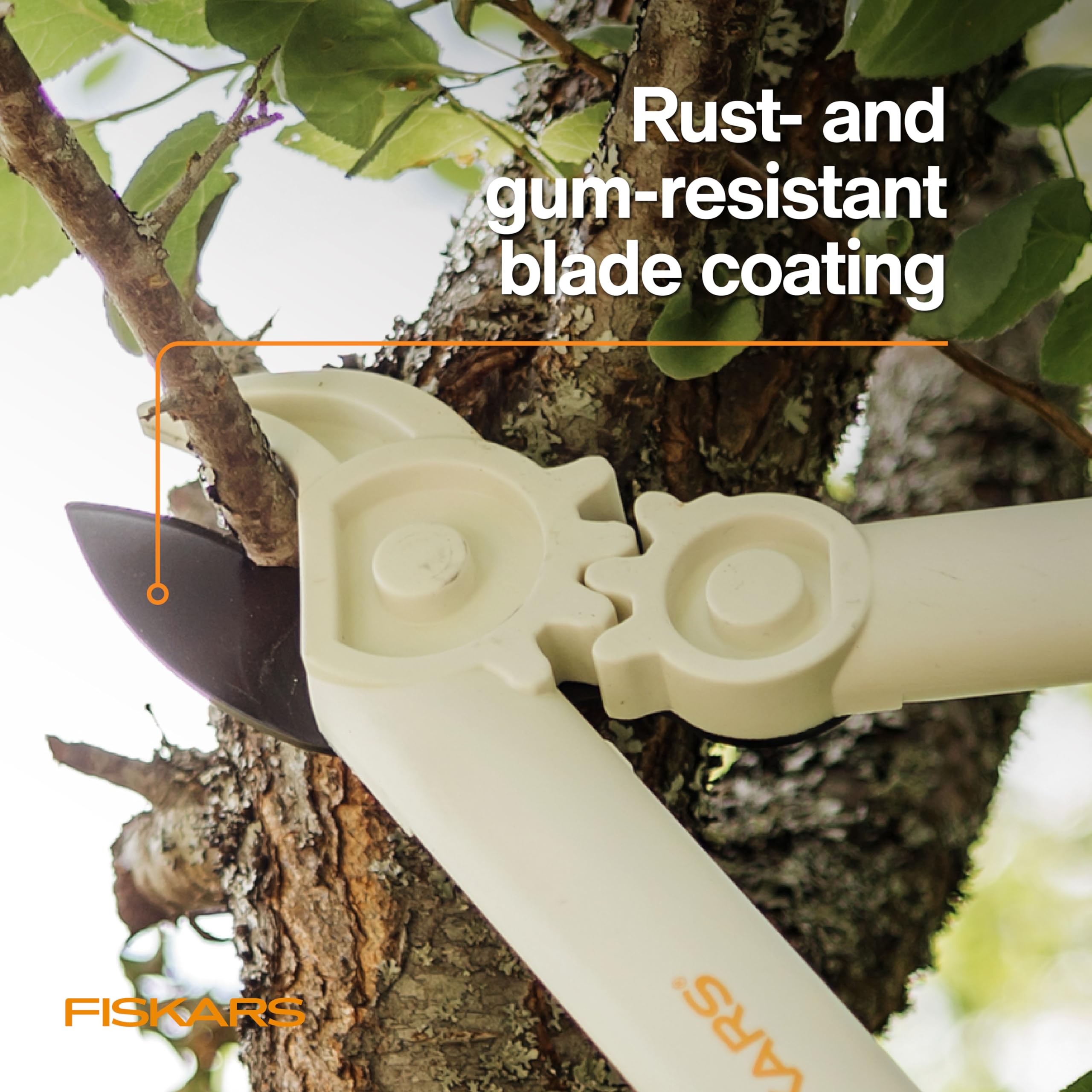 Fiskars PowerGear Lopper lightweight FiberComp construction reduces hand fatigue