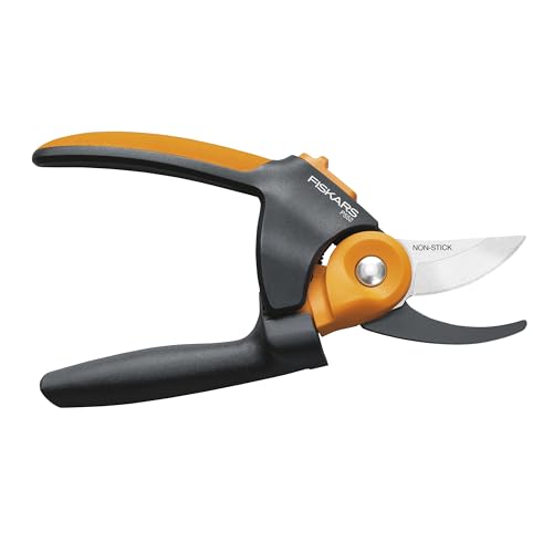 Fiskars PowerGear2 pruner blade detail highlighting a precision-ground edge