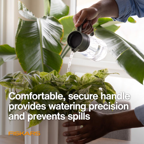 Fiskars comfortable secure handle for steady pouring