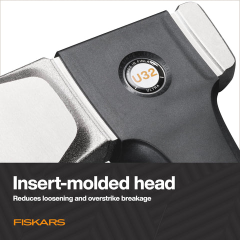 Fiskars Ultra Splitting Axe U32 32-inch length supports powerful, controlled swings.