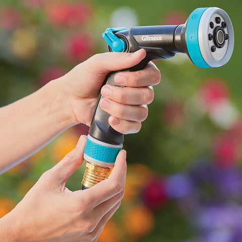 Fiskars grip-friendly nozzle designed for steady handling in any garden task.