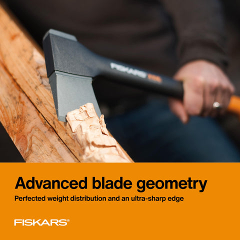 Fiskars X15 non-stick coating reduces friction for smoother cuts.