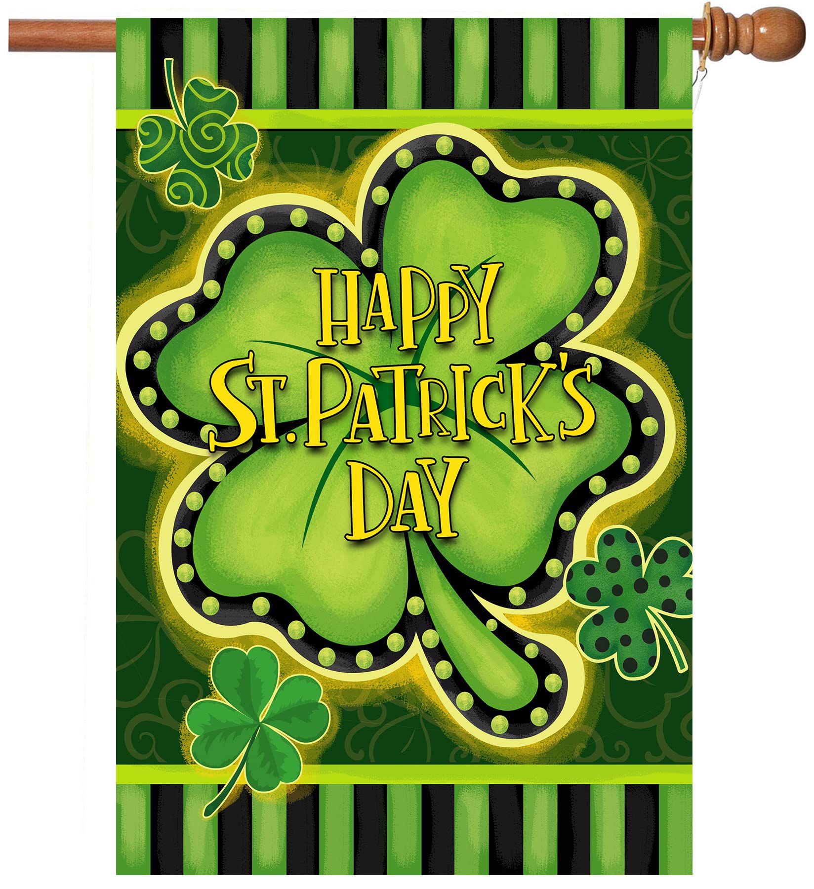 Flagmax St Patrick's Day flag with shamrock design for vibrant garden decor.