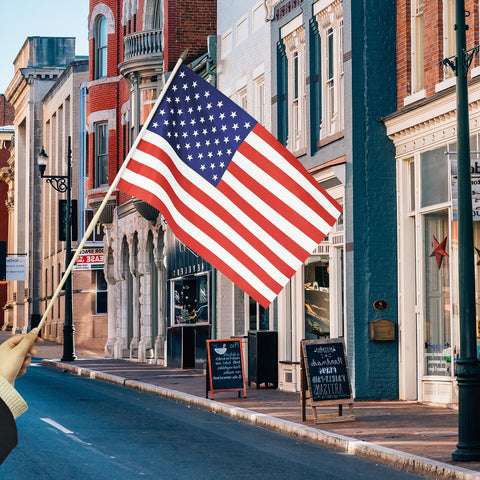 Flagmesage polyester print resists fading for long-lasting outdoor use