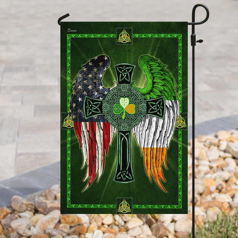 FlagWix house flag size 29.5 by 39.5 inches for bold display