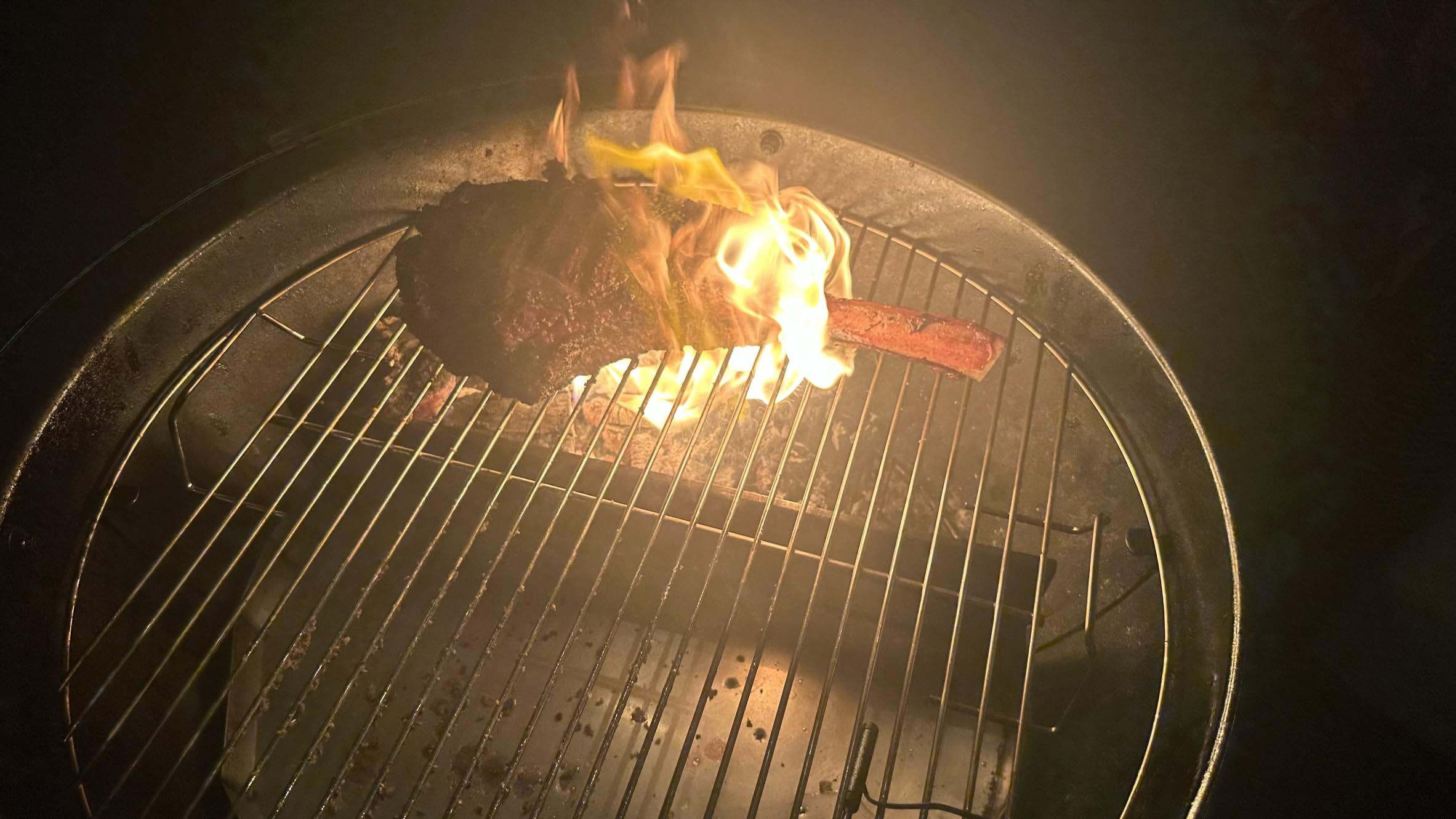 FlameTechGrills 16-gauge stainless steel construction ensures durability.