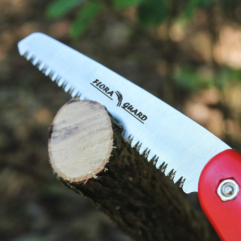 FLORA GUARD folding saw locked for safe storage between uses.