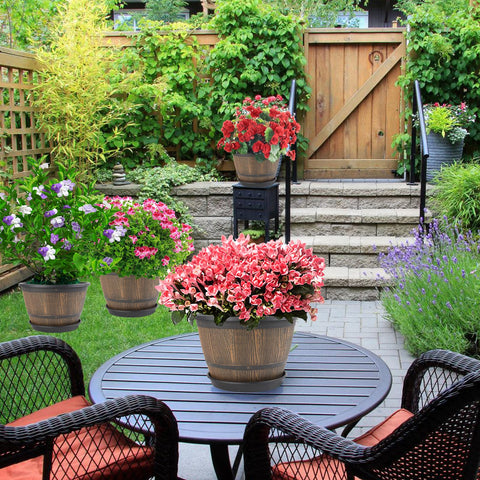 Flowyypo rolled-rim planter showing easy lifting and portability.