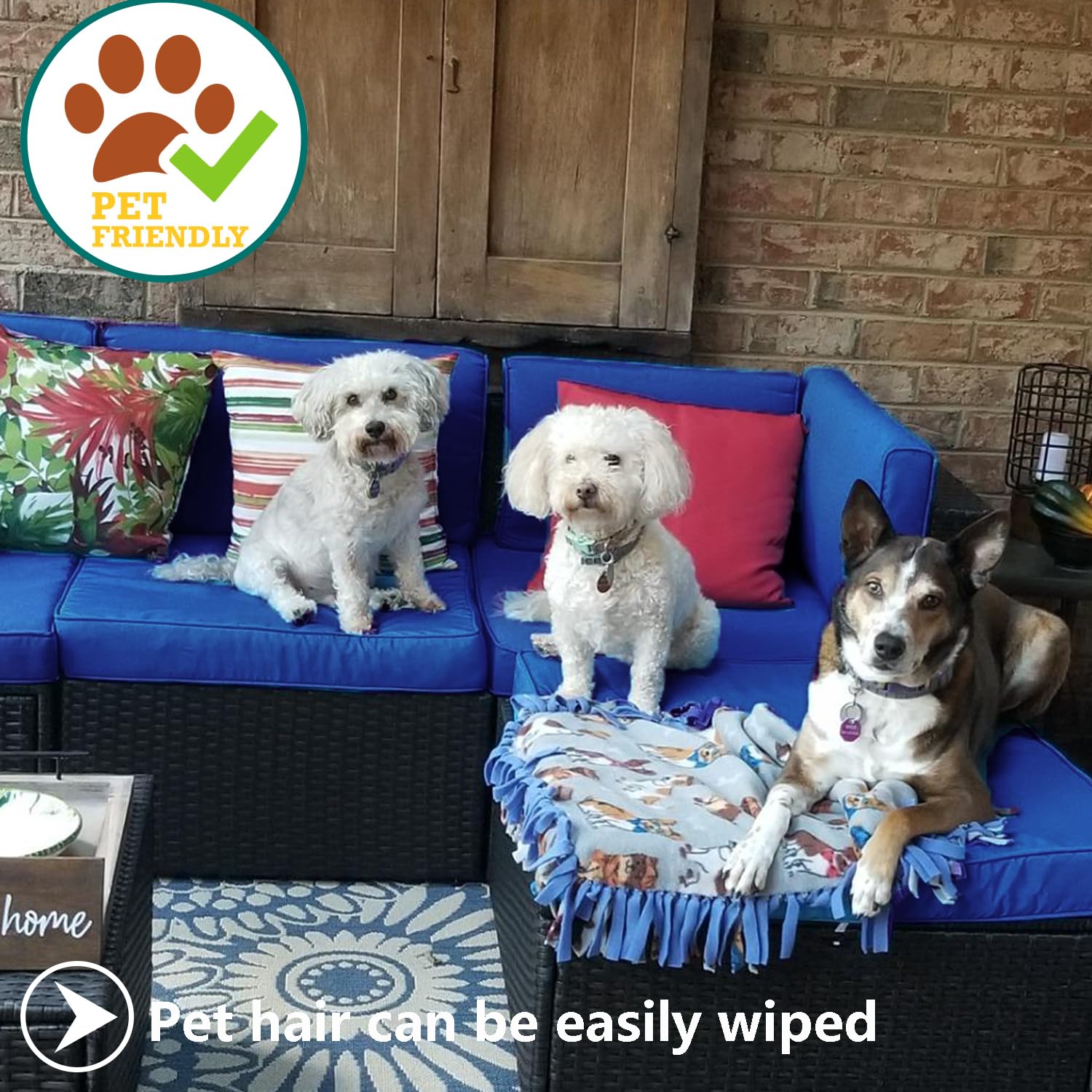Flymei outdoor furniture cushion cover is machine washable for simple upkeep.