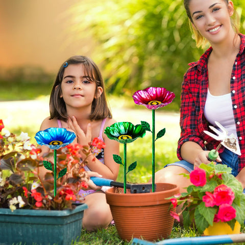 FlyVole multi-use garden decor doubles as a bird bath and feeder.