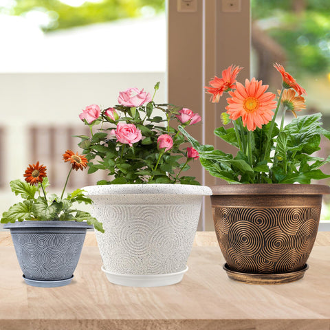 Fodetyff 10-inch planter showing drainage holes and removable tray for clean watering.