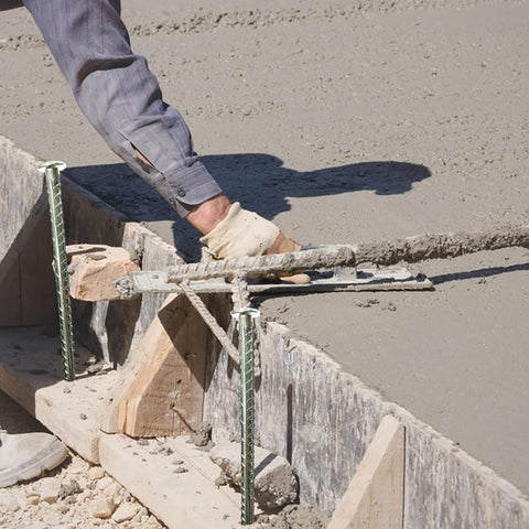 FOMMEN high-strength stakes with 1/2-inch diameter for heavy-duty use.