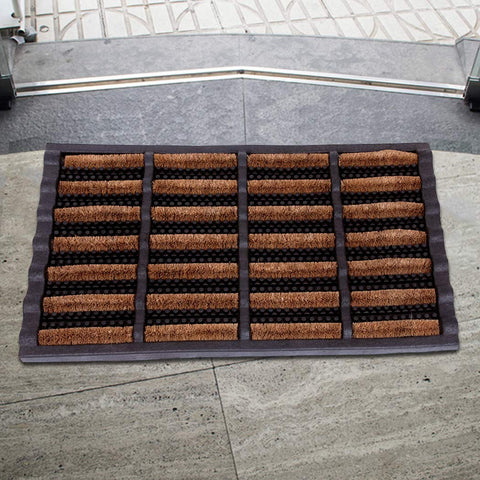 FOOTMATTERS Ninamar mud scrubber tray mat easy-clean design for busy homes