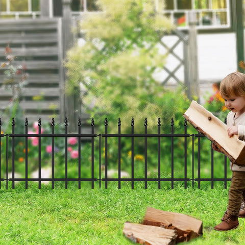 FOREHOGAR easy-install system using stakes enables quick yard edging.