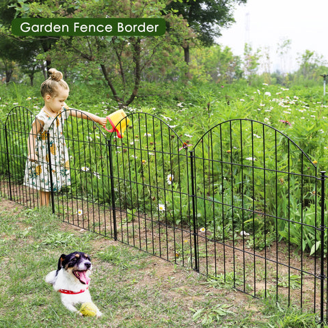 FOREHOGAR rustproof iron fence; reliable border for small to medium dogs.