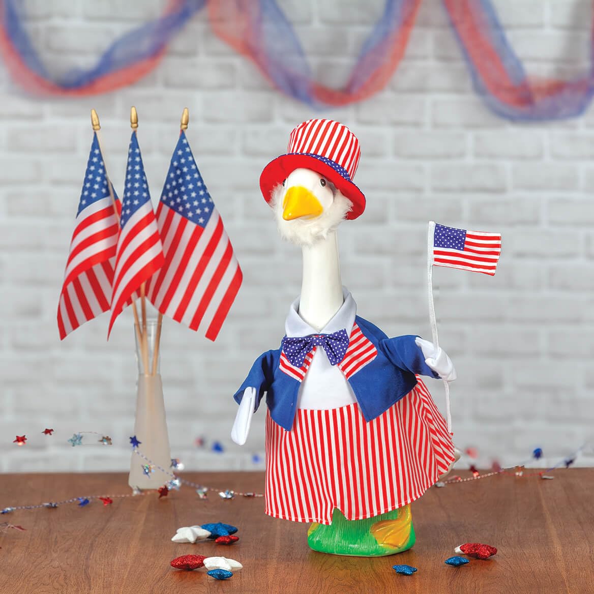 Fox Valley Traders durable polyester-cotton blend fabric for long-lasting use.