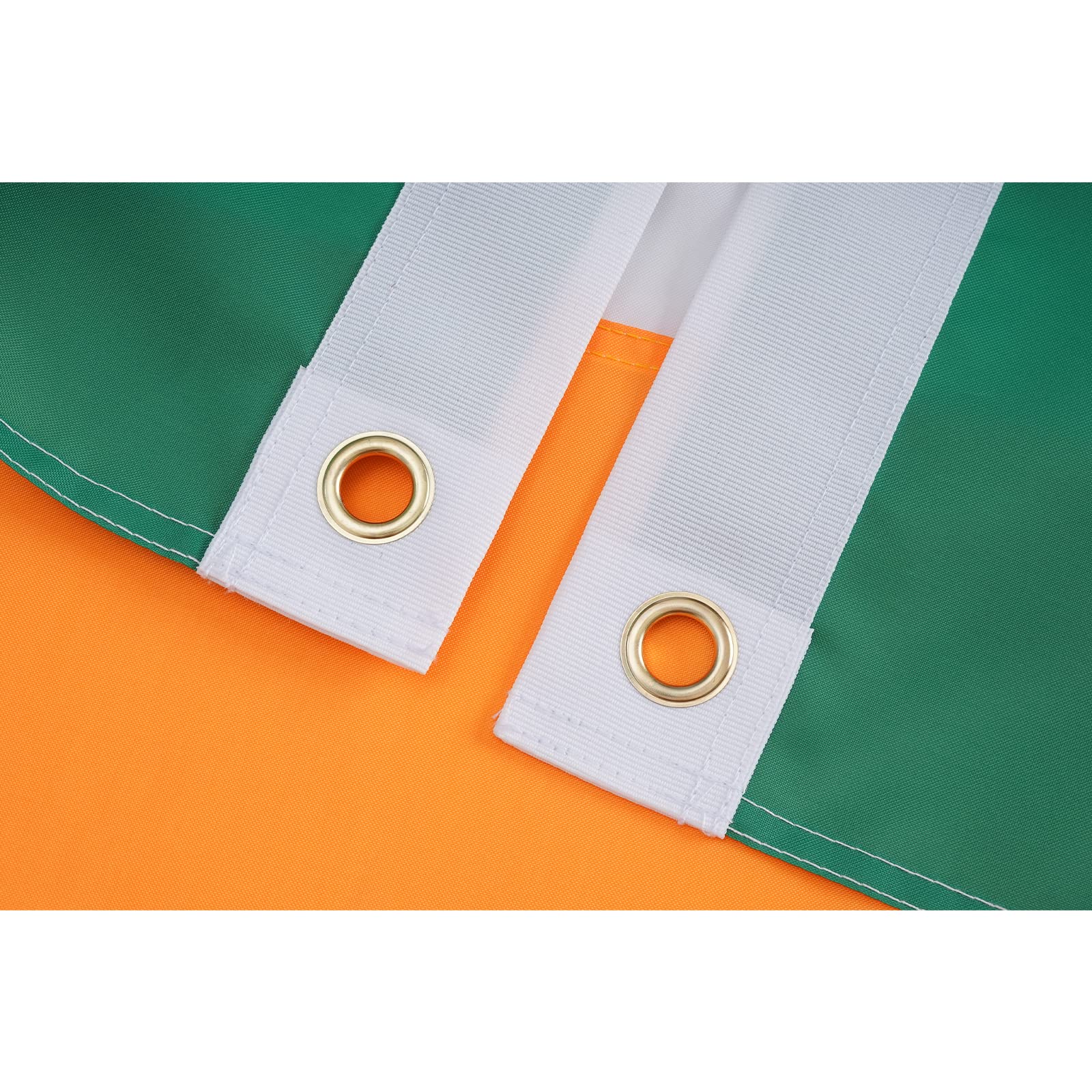 FRF FLAG two brass grommets enabling easy hanging