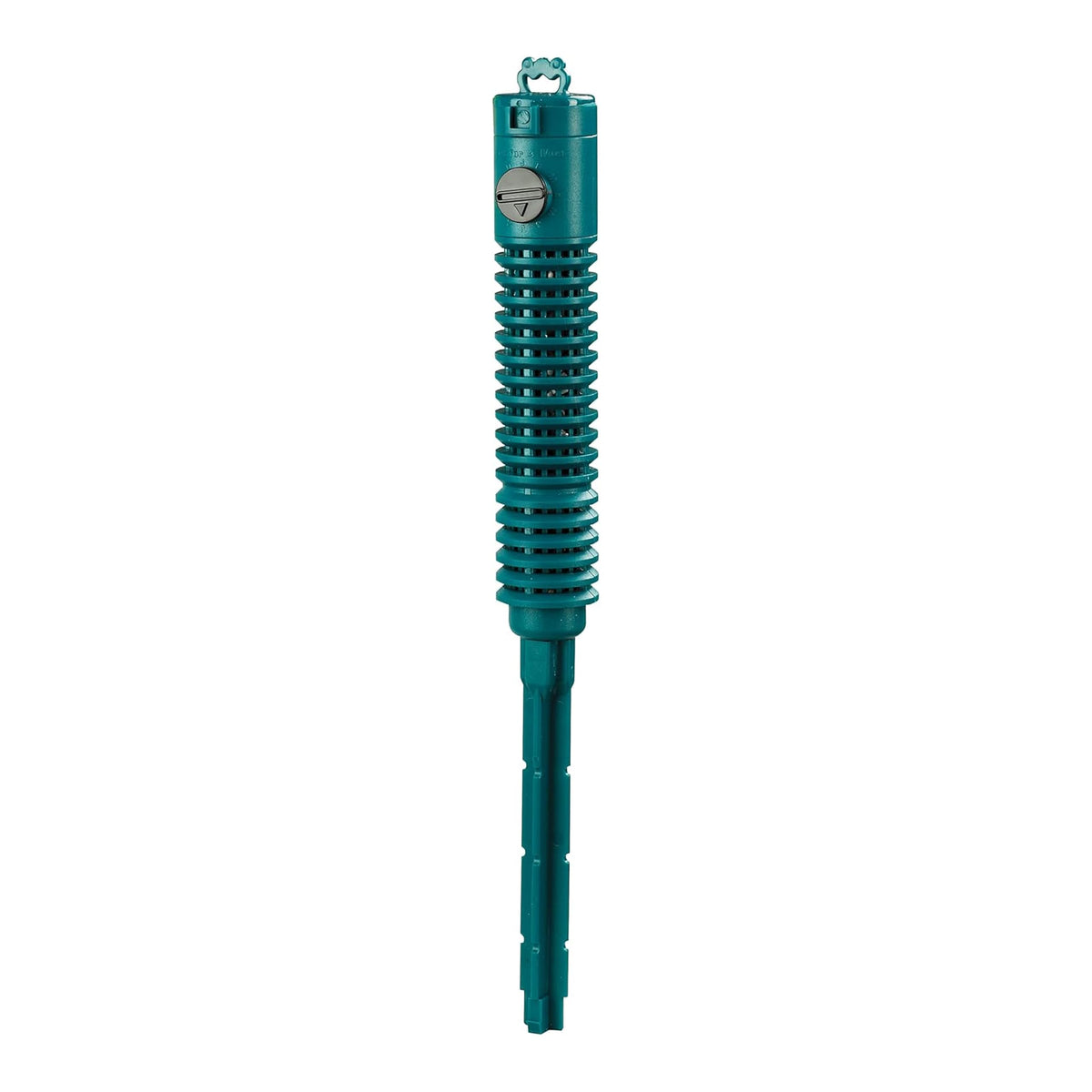 FROG Filter Mate stick-insert demonstrates easy hot tub maintenance and simple filter setup.