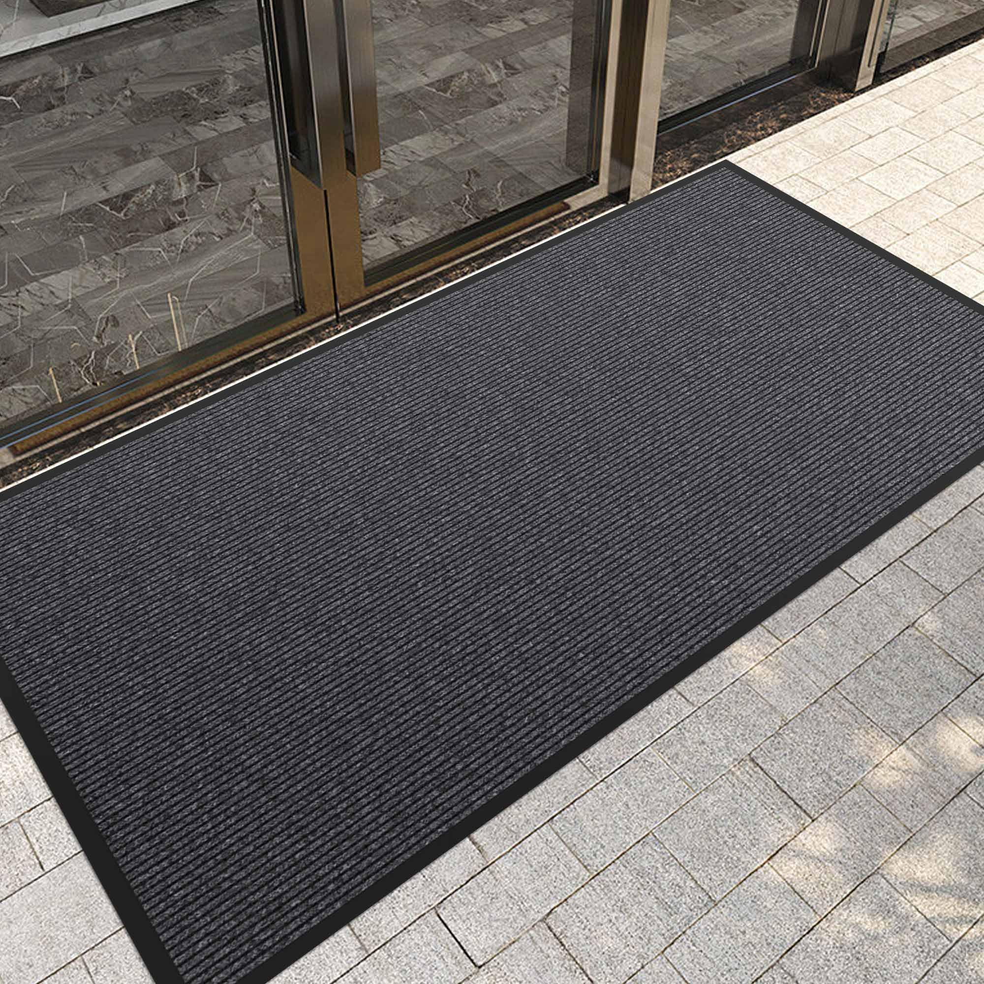 Futurwit non-slip rubber backing keeps the mat securely in place on slick surfaces.