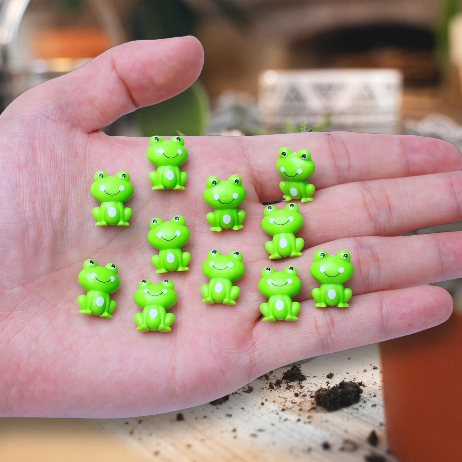 FXMHEHBB frog figurines hiding game prompts fun for kids